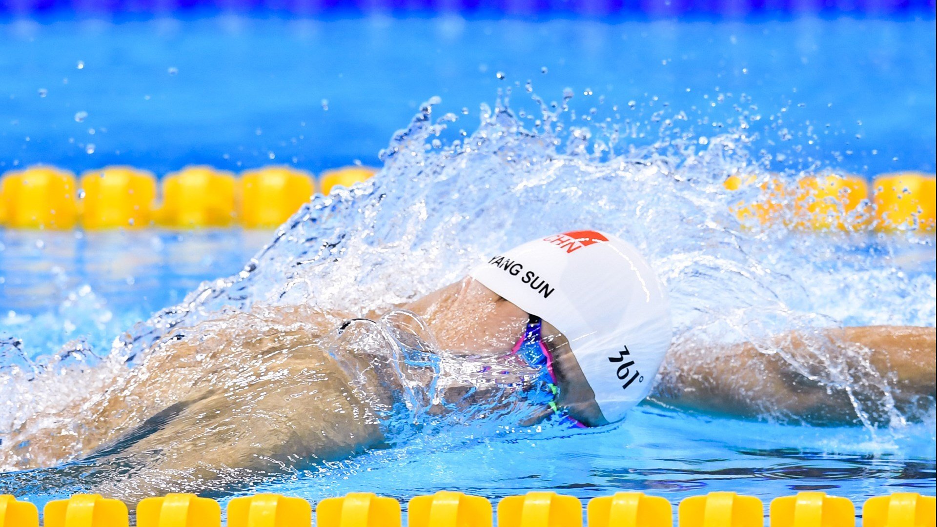 阿尔瓦雷斯爆发改写历史，英格兰决胜局从巴黎带走荣耀