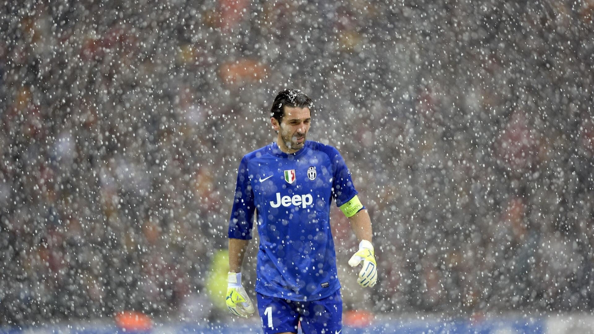 智利战术压制马里，格列兹曼成为关键先生